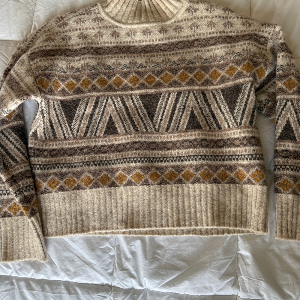 Women's Geometric Patterned Turtleneck Sweater - Cream and Brown
